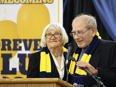 Dr. Arnold Tweed and Mrs. Glenyce Tweed