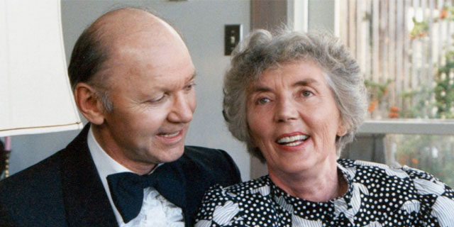 Michael & Dorine ’51 Chernoff on their 25th wedding anniversary